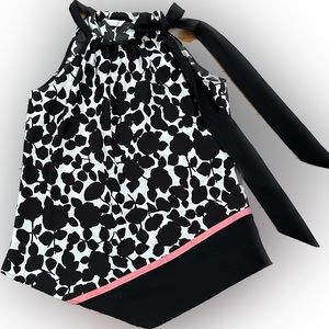 New York & Company Black & White Halter top Size M